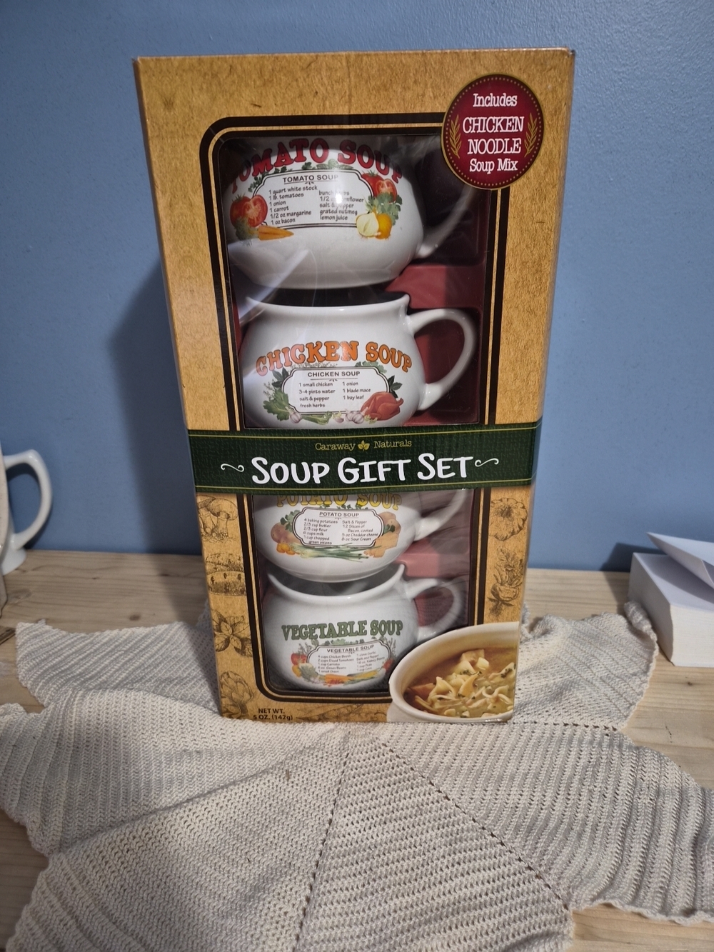 Nostalgic Soup Bowls Box Gift Set And 4 Soup Recipes Bowls  by Caraway Naturals